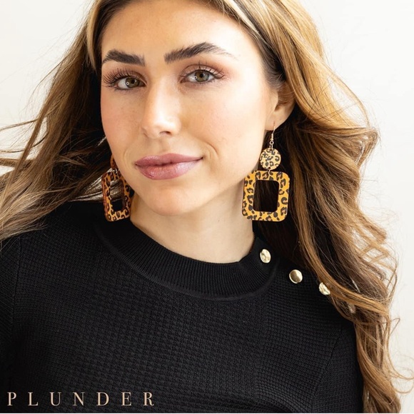 NEW Clarissa Earrings 🐆 - Picture 3 of 6